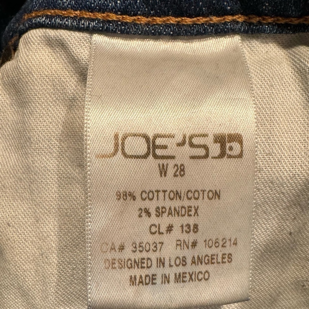 Joe’s Jeans Shorts Distressed Women’s Size 28 - Picture 4 of 8